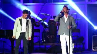 Di’ Efhon Δι’ Ευχών Mario Frangoulis and George Perris Piraeus 2972018 [upl. by Zak]