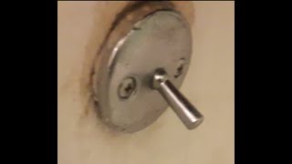 How to fix a Stuck Bathtub Drain [upl. by Garlinda317]