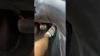 Jeep Grand Cherokee quotOil Change Duequot Reset jeep automobile howto [upl. by Anilat]