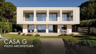 Allinterno di una casa moderna con vista sul Golfo Siciliano di Brucoli  Puleo Architettura [upl. by Westberg]