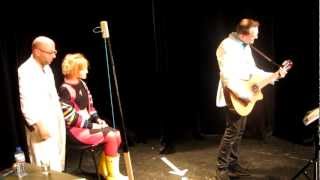 Oldelaf quotChanson pour GiedRéquot  Live  Le Point Virgule Paris  17042012 HD [upl. by Aynna]