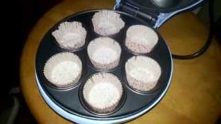 Trio Cupcake Maker  Perfect cupcakes in 4 5 minutes [upl. by Atsirhcal]