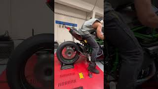 Kawasaki H2R automobile smartphone rider mt15 biker motorbike viralrides film fypシ゚viral [upl. by Hobbs]