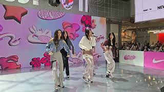 4K Ditto  NewJeans Live Performance Fan Cam  Nike Orchard Road Singapore [upl. by Aremahs]