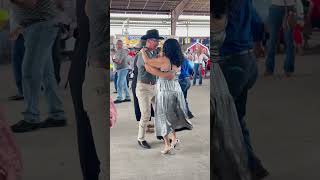 Grandes bailadores en la pulga de alamo Tx dance 956valley foryou lapulgayoutubeshortsvideo [upl. by Eula]