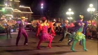 Mickeys Soundsational Parade at Night Disneyland 2013 [upl. by Brass478]