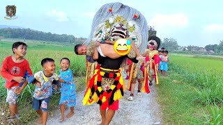 NGAKAK  BARONGAN NGAMUK TANGKAP BOCIL PENGEJEK  BARONGAN TARUNO ADI JOYO LIVE KAWENGAN [upl. by Jenna]