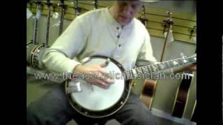 The Acoustic Musician Nechville ClassicDLX HeliMount Banjo [upl. by Altman107]