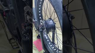 How to install the front wheel of an electric bike [upl. by Aiyt]