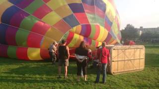 Luchtballon gaat de lucht in [upl. by Nodnalb]