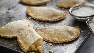 Empanadillas de manzana y canela  Recetas Buitoni [upl. by Leidag]