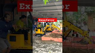 Fasya lagi latihan Exsafator ngeruk pasir vlog vlogpetualang funny comedy [upl. by Innavoeg]