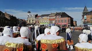 114ème Cavalcade  Rondeau du matin des Sociétés de Gilles et Fantaisie  Jemappes Belgique  2022 [upl. by Anson]