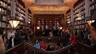 Livraria Lello 113 anos de livros história e turismo [upl. by Redmond]