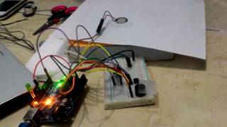 Mikroprosesor Arduino dengan piezoelektrik [upl. by Lucienne]