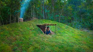 Solo Bushcrafts Camping Build Warm Underground Tunnel Shelter Catch n Cook Jungle Survival Skills [upl. by Ordnagela693]