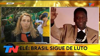 MURIÓ PELÉ I La despedida a quotO Reiquot el pueblo brasilero despide al ídolo en las calles [upl. by Carina]