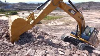 Introducing the Cat® 323D2 L Medium Excavator [upl. by Liborio]