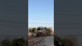 NS 8009 ES44AC leads NS 269 through South Plainfield with a SAAHC hornshow [upl. by Yttap]