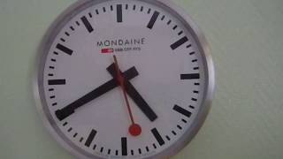 Horloge Suisse de gare de la SBB CFF FFS [upl. by Johnathan]