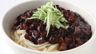 Noodles with blackbean sauce Jjajangmyeon 짜장면 [upl. by Ahsienod]