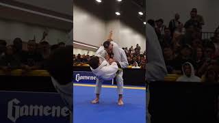 Submission bjj cbjj ibjjf jiujitsu jiujitsulifestyle bjjlife gold exercise discipline [upl. by Liew227]