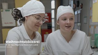 Weihnachtsbäckerei in der Berufsschule MünchenLand  Bayern 171223 [upl. by Garner326]