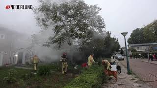 Uitslaande brand in slaapkamer hond uit woning gered [upl. by Terzas370]