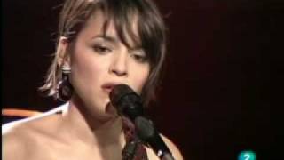 COME AWAY WITH ME  NORAH JONES live at Ancienne Belgium 2010 [upl. by Stiruc]