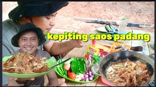 cara memasak kepiting saos padang ngabuburit memasak makanan khas padang masak di alam bebas [upl. by Faxan922]