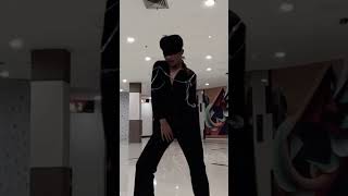 Kai Mmmh Dance Cover Challenge kai kimjongin 카이 kaimmmh mmmh 음 [upl. by Einhoj]