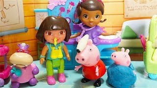 La Dottoressa Peluche cura Peppa Pig George e Dora lesploratrice Storia per Bambini [upl. by Anirrak68]