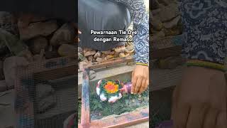 Pewarnaan Tie Dye dengan pewarna Remazol shortsvideo [upl. by Grani]