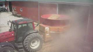 Haybuster H1100 Tub Grinder Trekkerwebnl [upl. by Adaner]