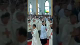 Tahbisan 13 Imam SVD di Gereja Onekore Ende Flores [upl. by Adnahsal774]