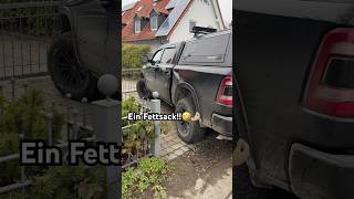 Was wohl so ein Satz Reifen kostet😳 shorts shortvideo funny dodge ram automobile reels [upl. by Evilc]