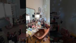 Tidy my makeup room with meee 💕 makeup makeuproom cleanwithme makeupcollection [upl. by Eamaj]