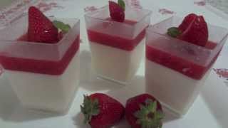 Panna cotta con salsa alle fragole [upl. by Sylvanus]