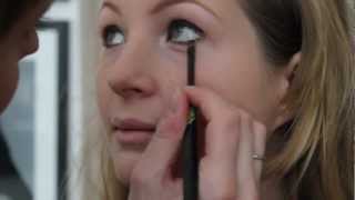 Tutoriel Maquillage Brigitte Bardot années 60 [upl. by Luapnhoj]