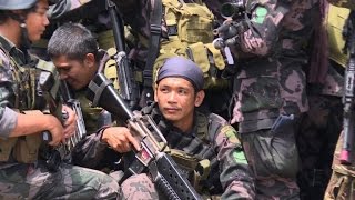 Philippine soldiers in gruelling urban conflict in south [upl. by Eynaffit]