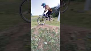 MTB bikepark shred mtb downhillmountainbike automobile downhillbike downhillbiking bmx [upl. by Anileme]