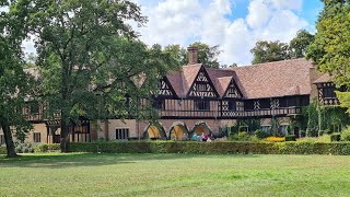 Potsdam Schloss Cecilienhof ist ein sehr schönes Gebäude­ensemble im englischen Landhausstil [upl. by Richards]