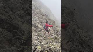 🤭🤣 Así vamos por las Crestas no No os perdáis el vídeo completo🤪 senderismo nature pirineos [upl. by Eirene720]