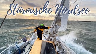 Ep 25  STÜRMISCHE NORDSEE Das erste mal Segeln auf dem Meer  Blue Horizon [upl. by Ayek]