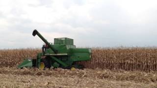 John Deere 3300 picking corn [upl. by Dylana696]