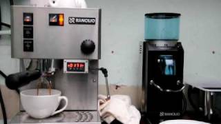 Rancilio Silvia with preinfusion PID [upl. by Notfol824]