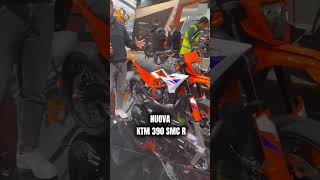 È arrivata la nuova KTM 390 SMC R 🤩 [upl. by Eelirem895]