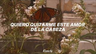 Díganle que sigo enamorada  Karina  quotDíganle quot  Letra [upl. by Ahsrats404]