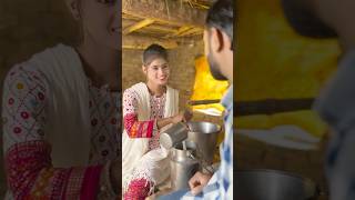 दूध वाली से प्यार हो गया ❤️🥰🌹viralvideo viralshorts shorts shortvideo love lovestory short [upl. by Dorehs]