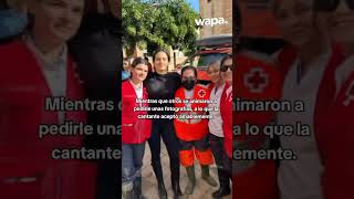 Rosalía lleva ayuda a damnificados de valencia dana españa rosalia viralvideo ayuda [upl. by Akkire203]